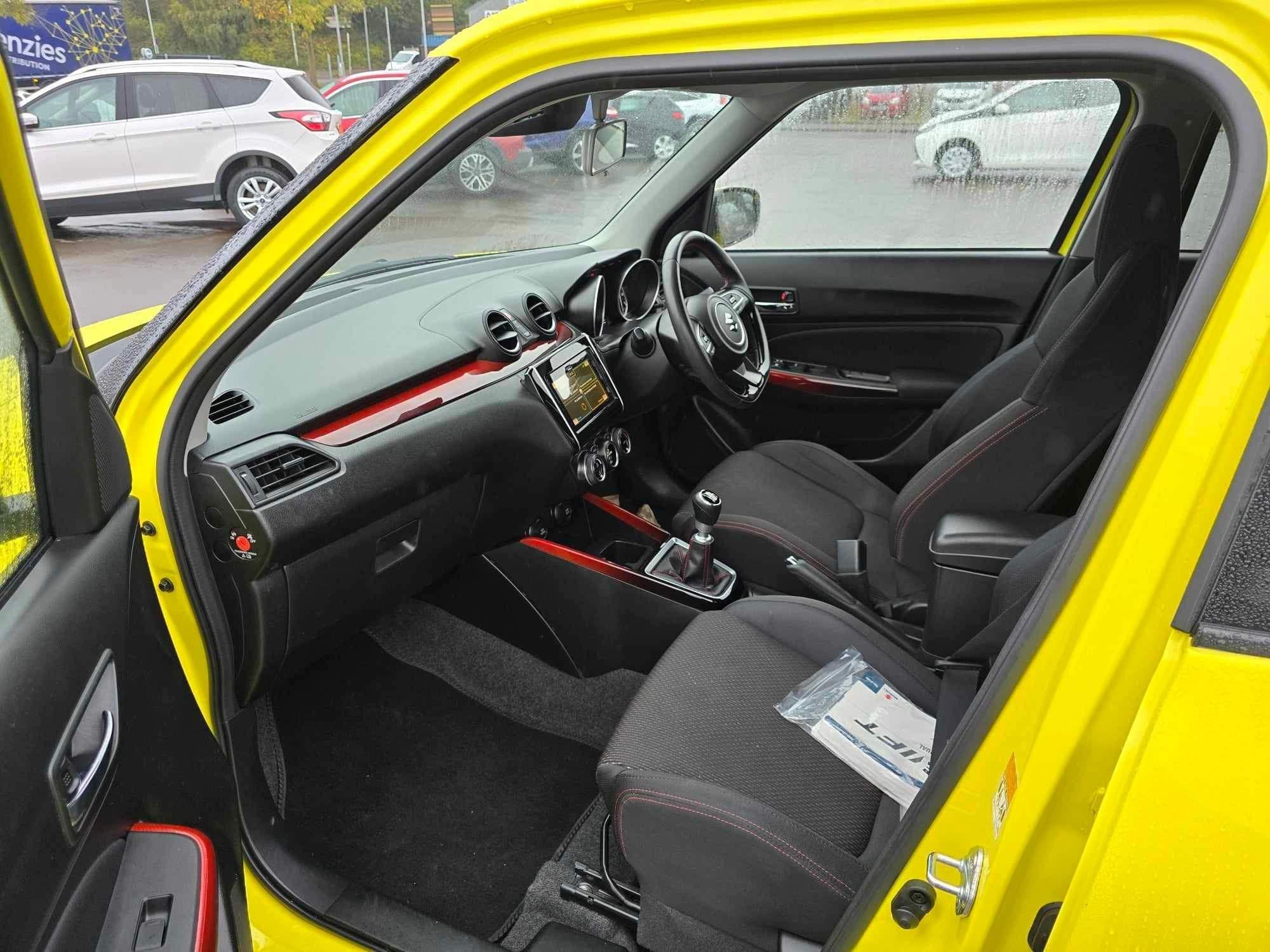 Suzuki Swift Image 25