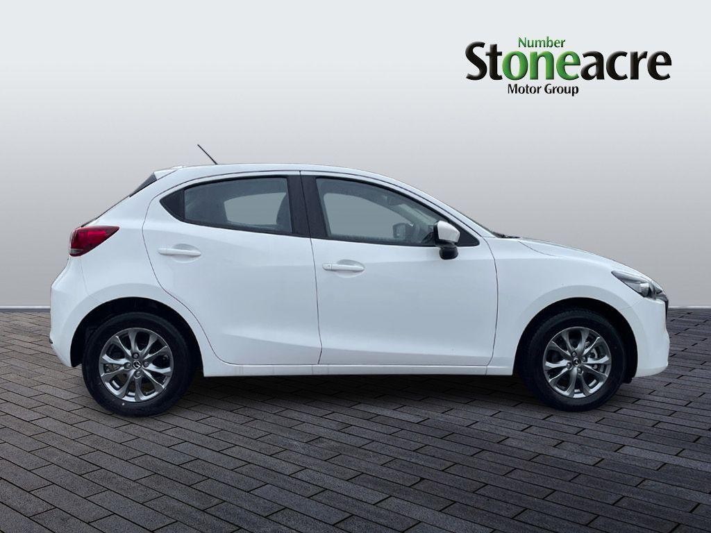 Mazda Mazda2 Image 3