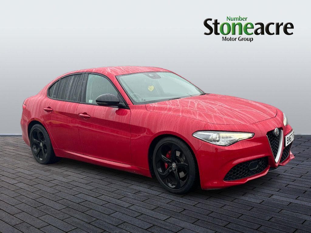 Alfa Romeo Giulia Image 1