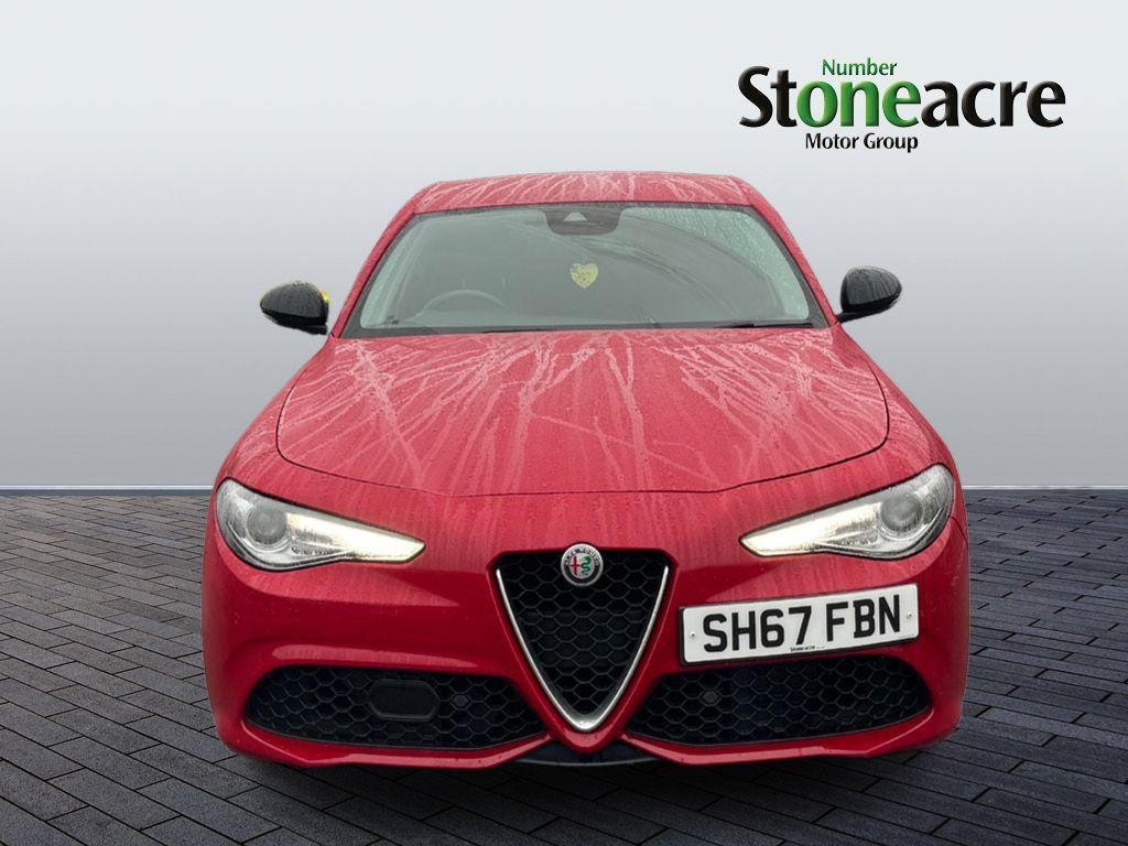 Alfa Romeo Giulia Image 8