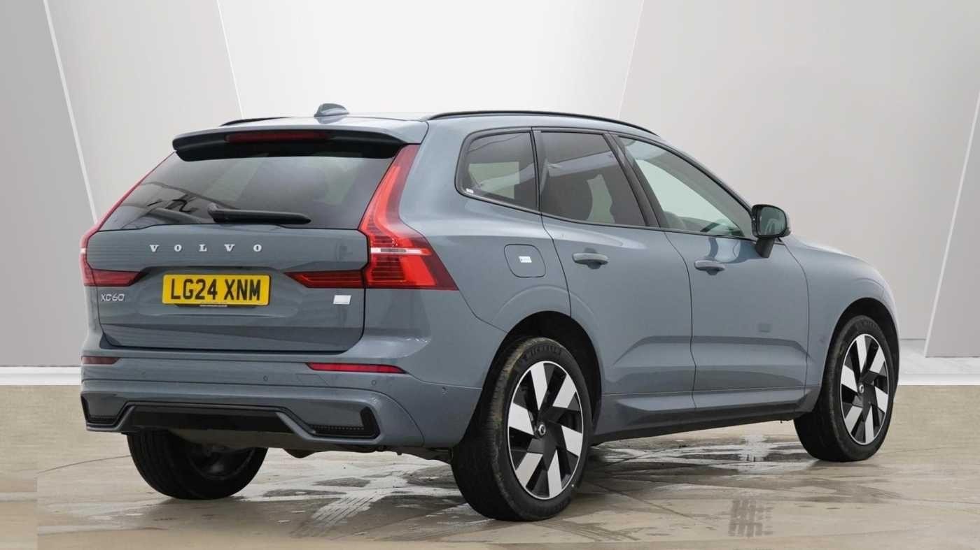 Volvo XC60 Image 2