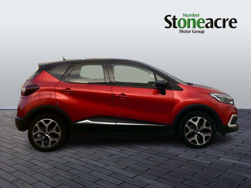 Renault Captur Image 2