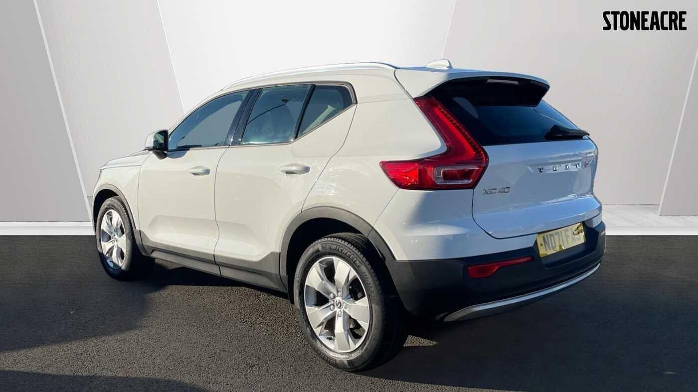 Volvo XC40 Image 2