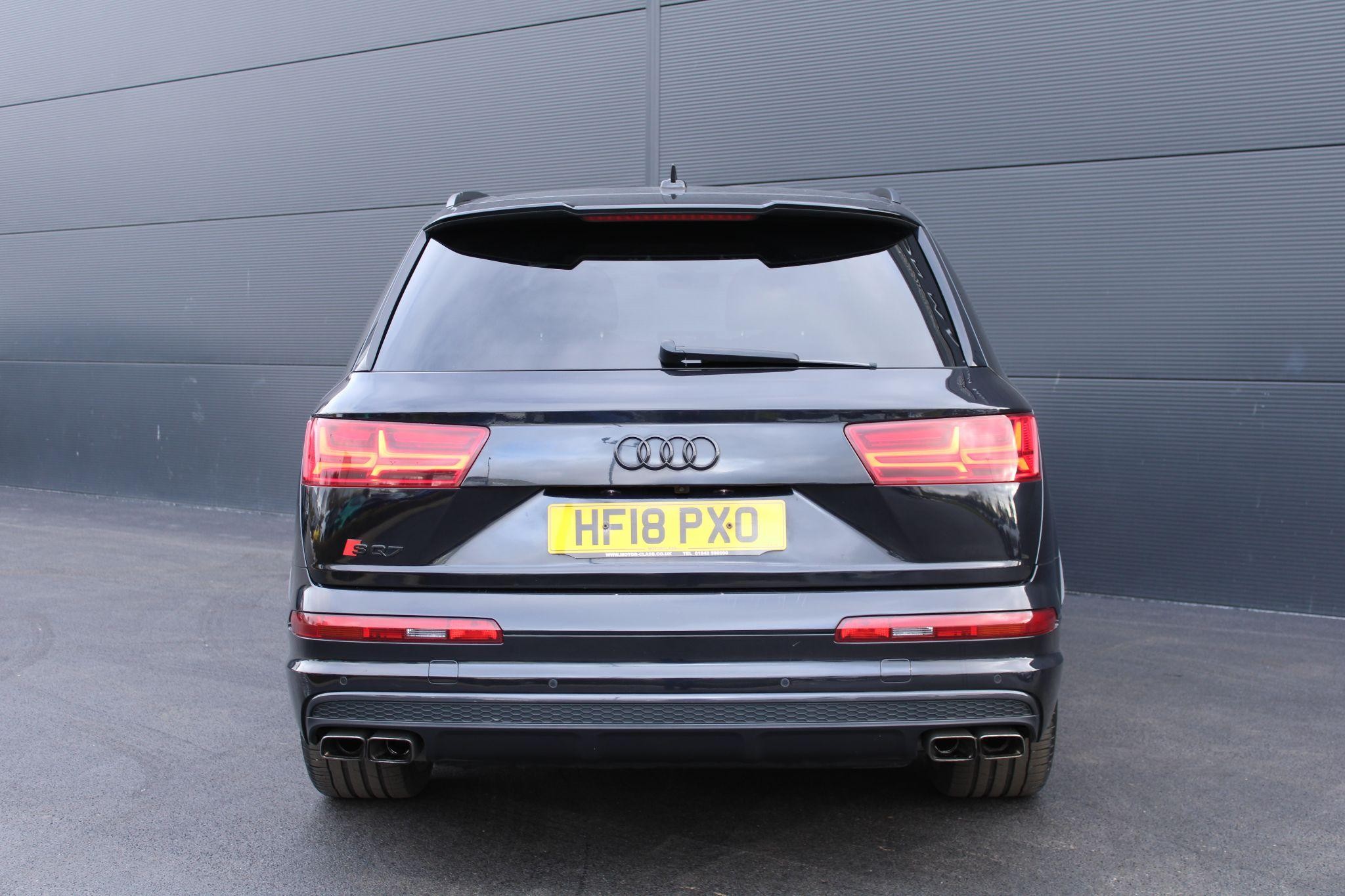 Audi SQ7 Image 15