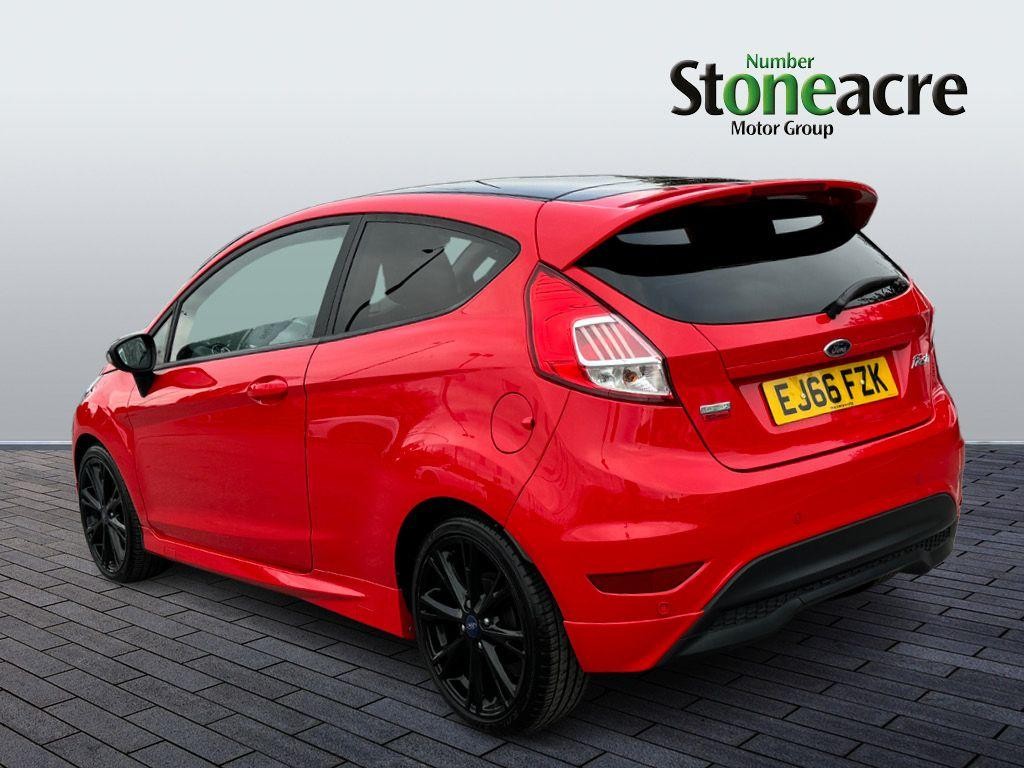 Ford Fiesta Image 5