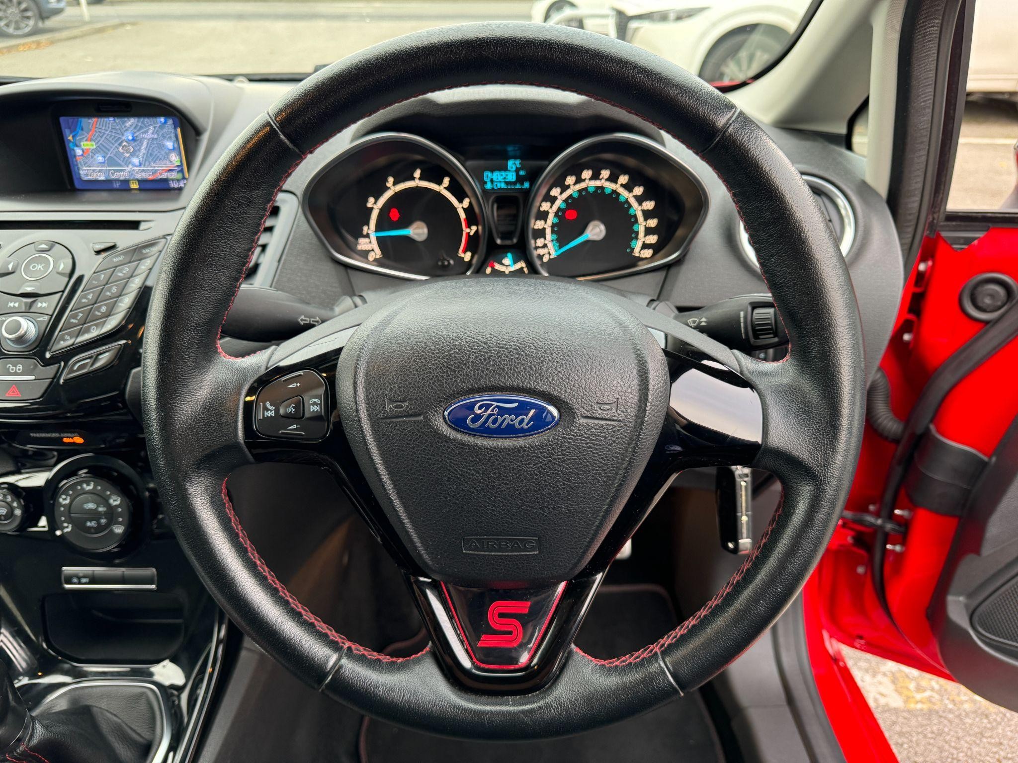 Ford Fiesta Image 10