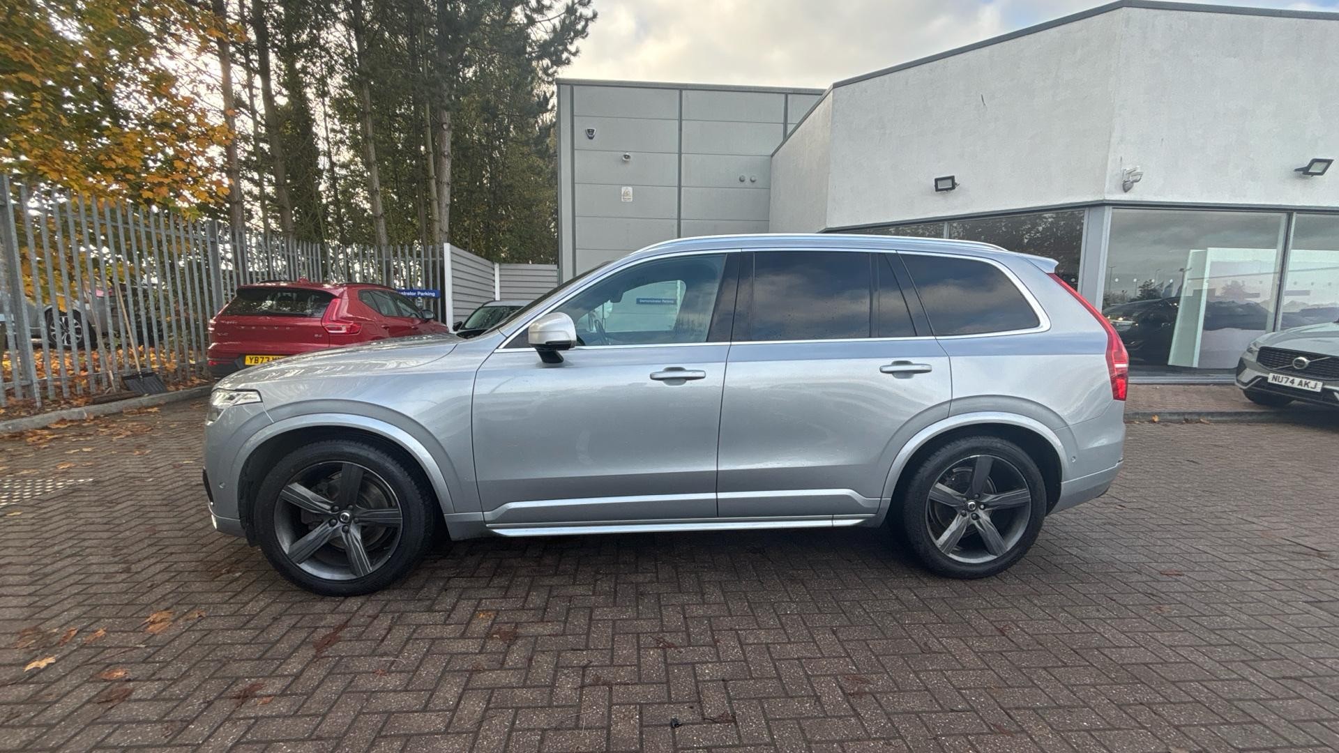 Volvo XC90 Image 8