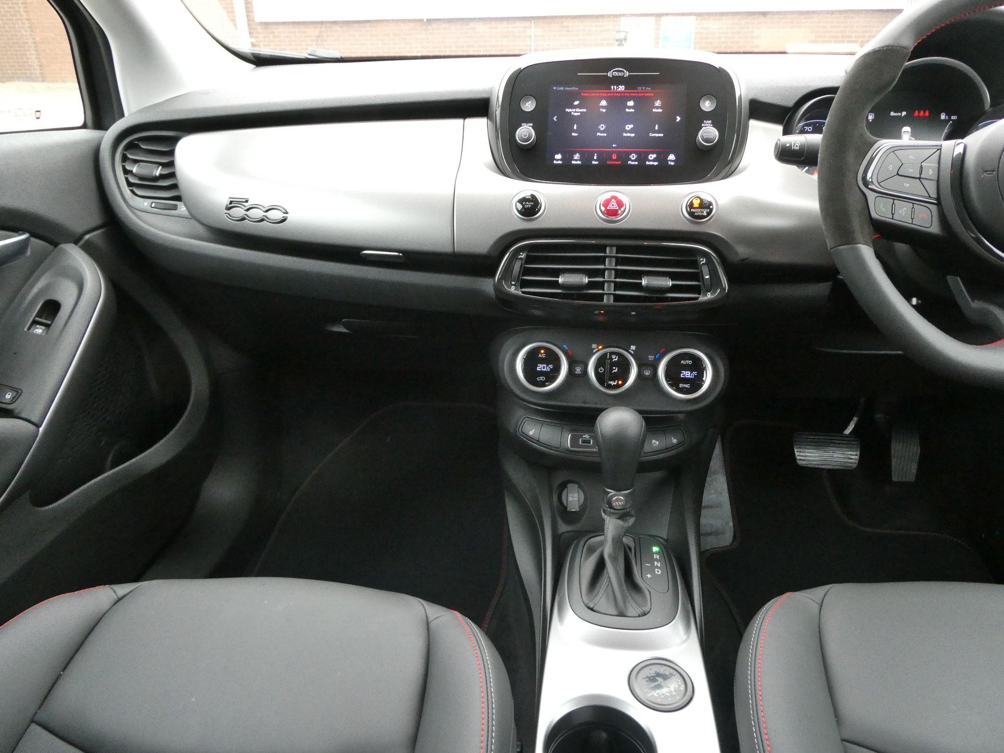 Fiat 500X Dolcevita Image 16