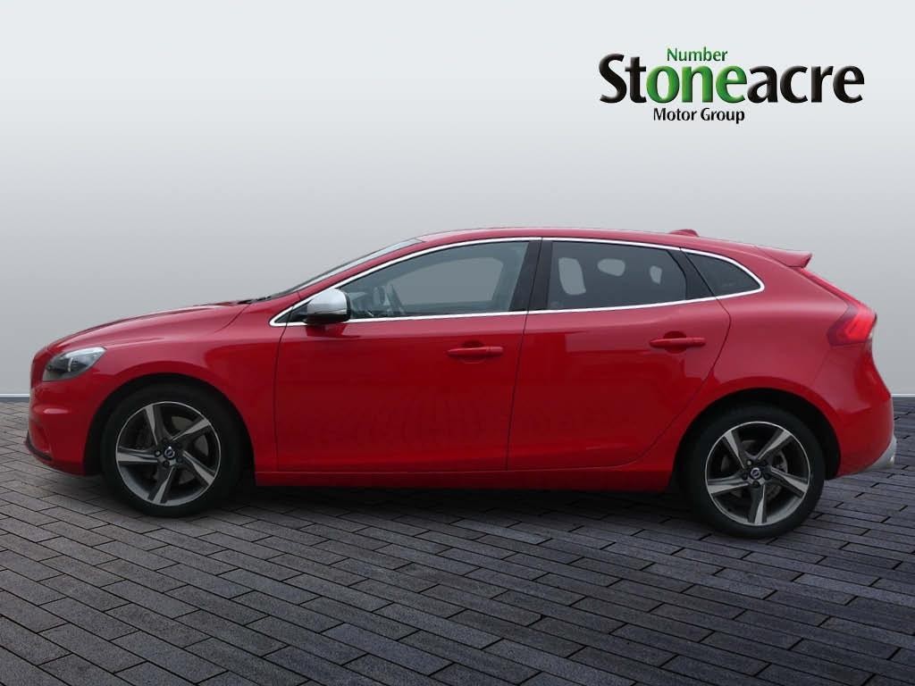 Volvo V40 Image 6