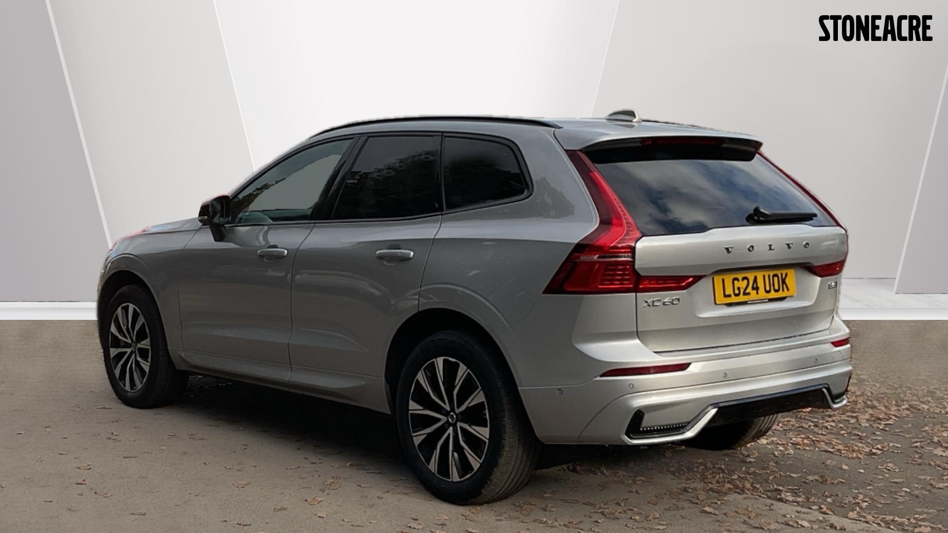 Volvo XC60 Image 2