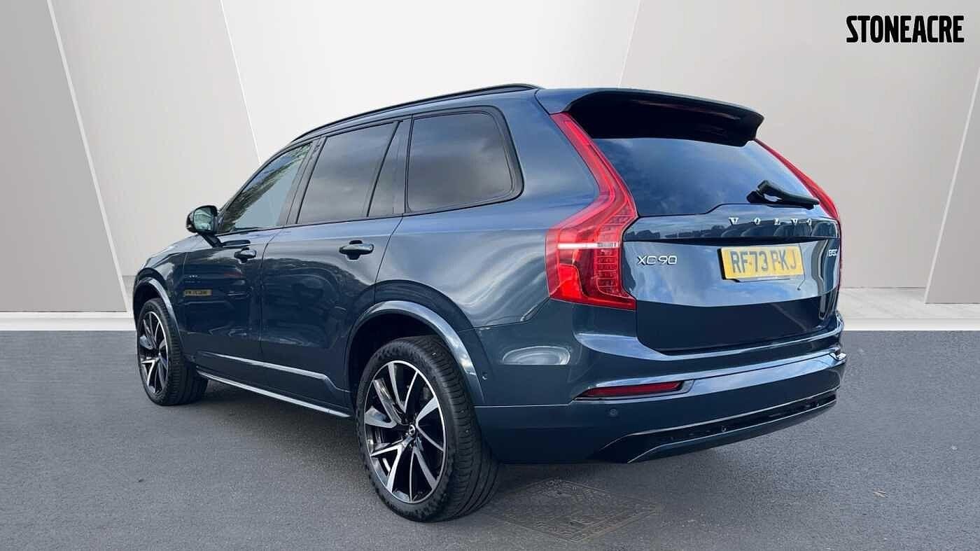 Volvo XC90 Image 2