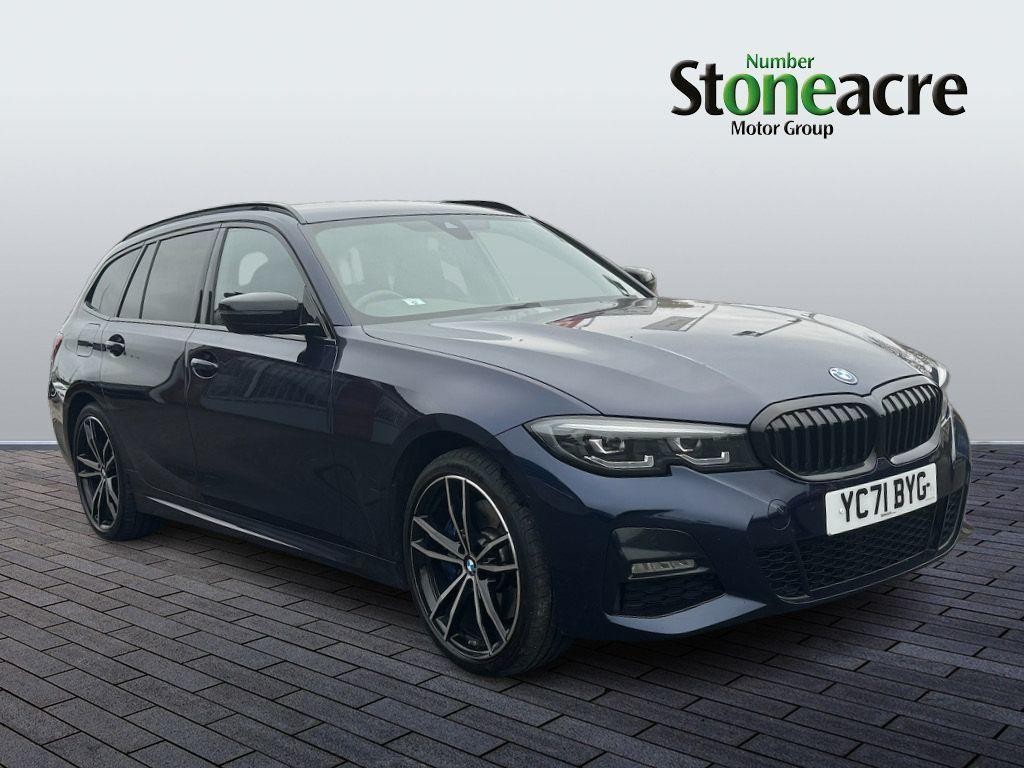 BMW 3 Series Image 1