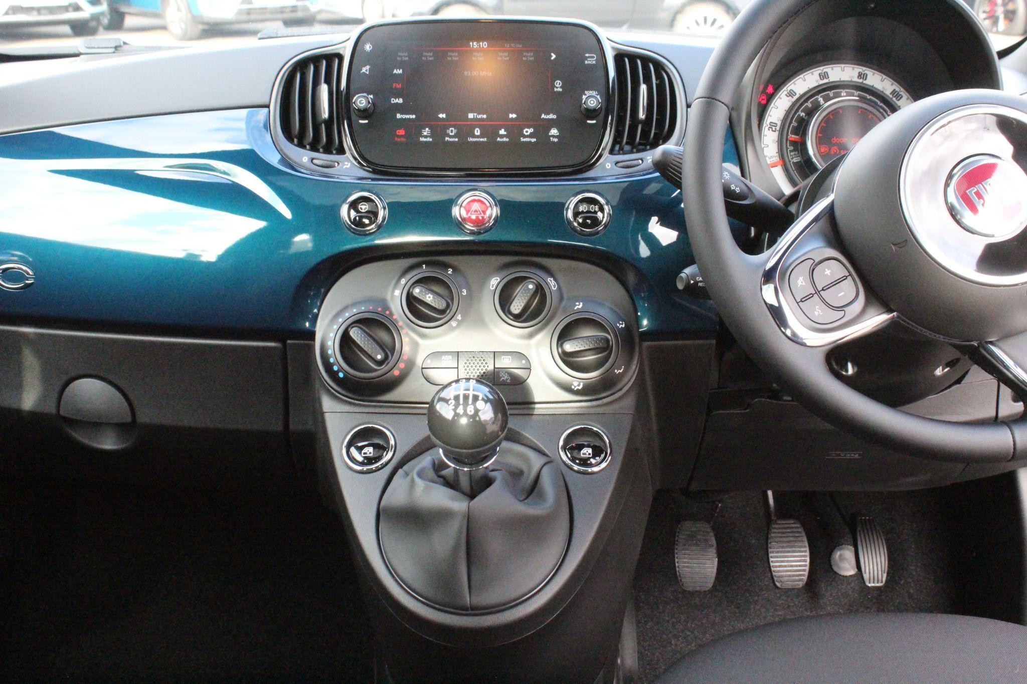 Fiat 500 Hybrid Image 20