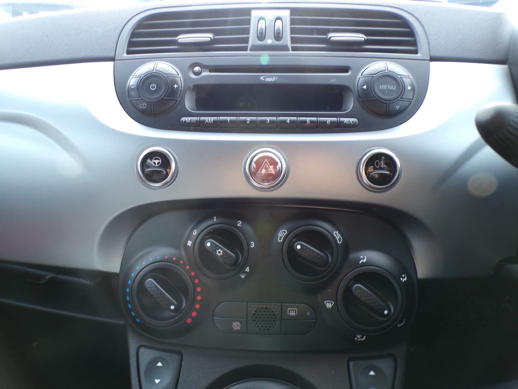 Fiat 500 Image 13