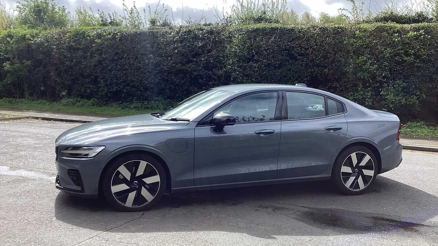 Volvo S60 Image 9