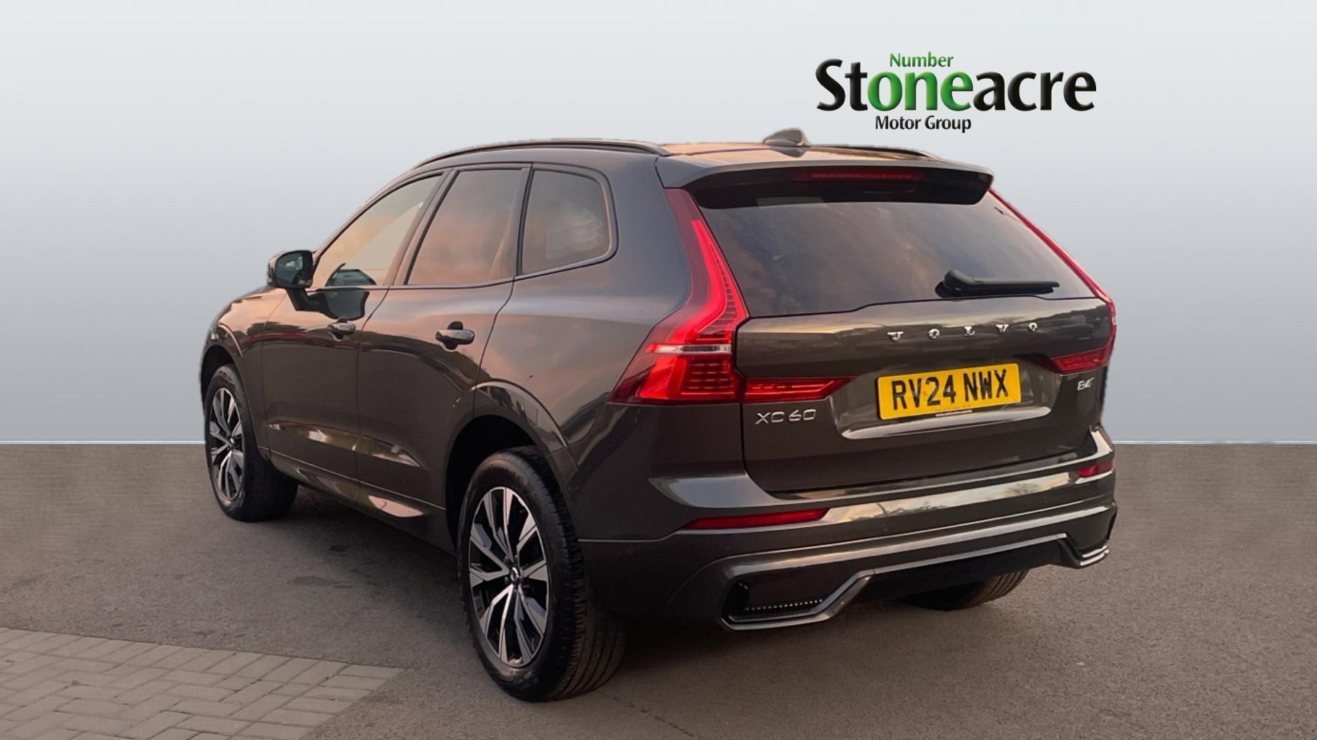 Volvo XC60 Image 2