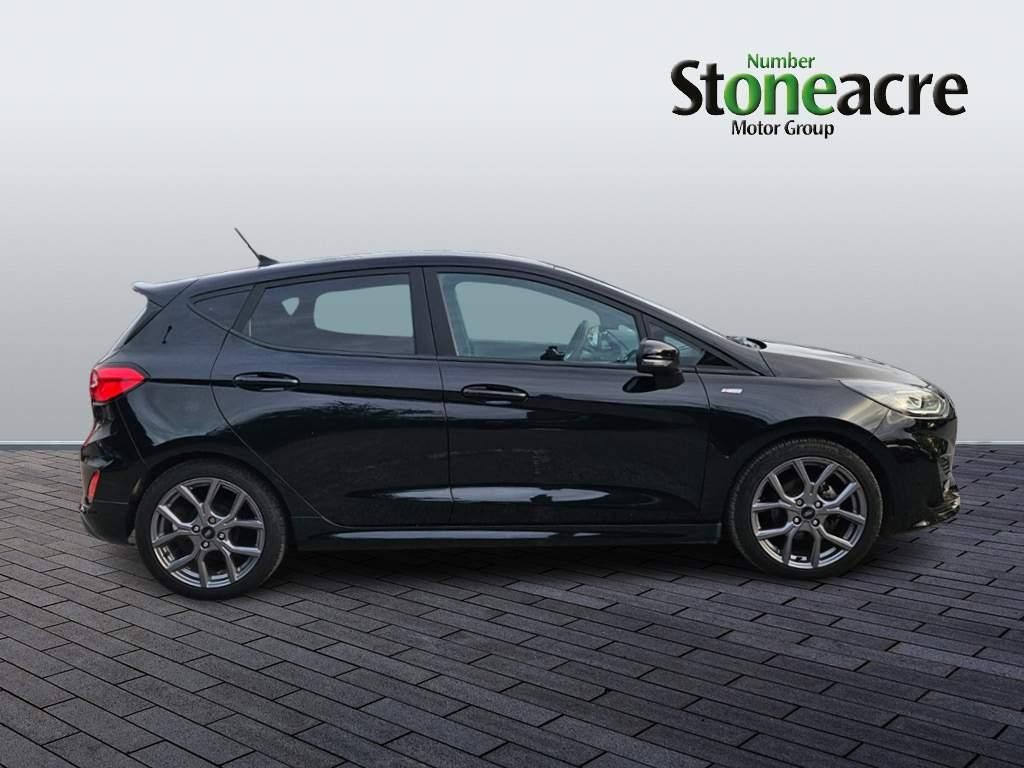 Ford Fiesta Image 3