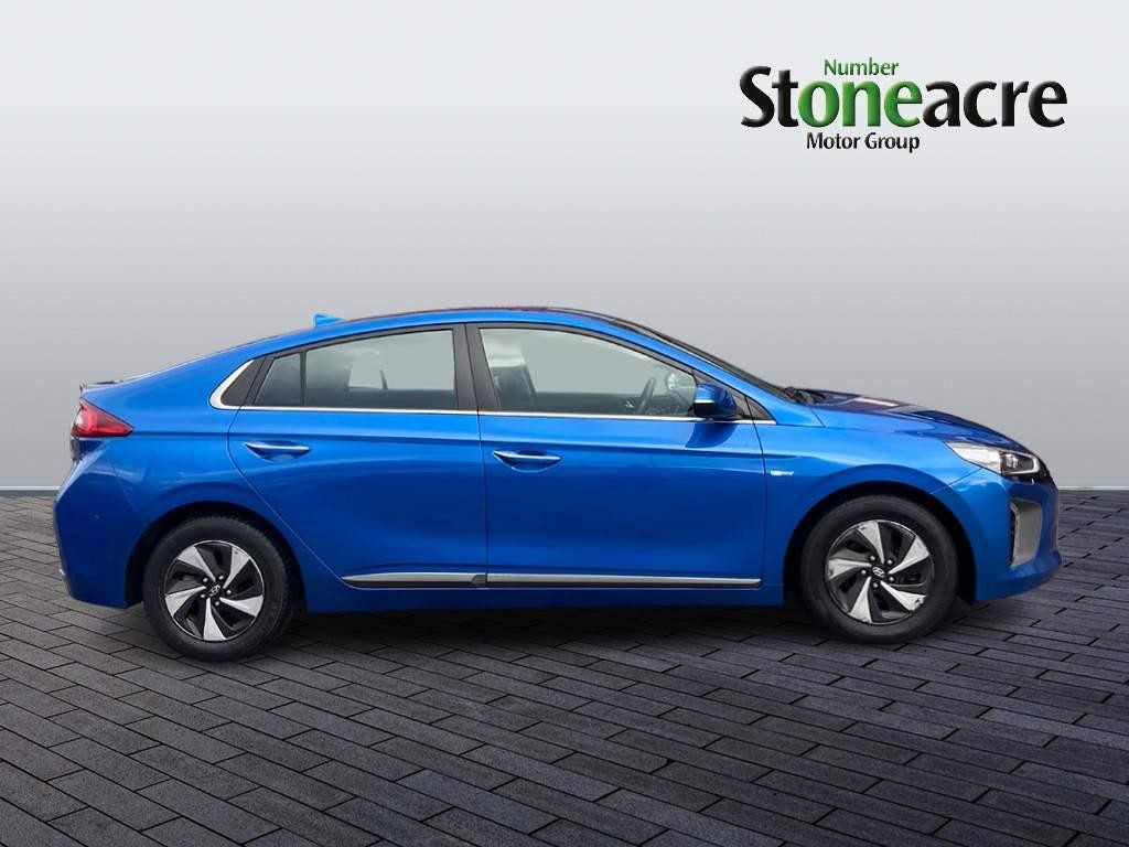 Hyundai IONIQ Image 3