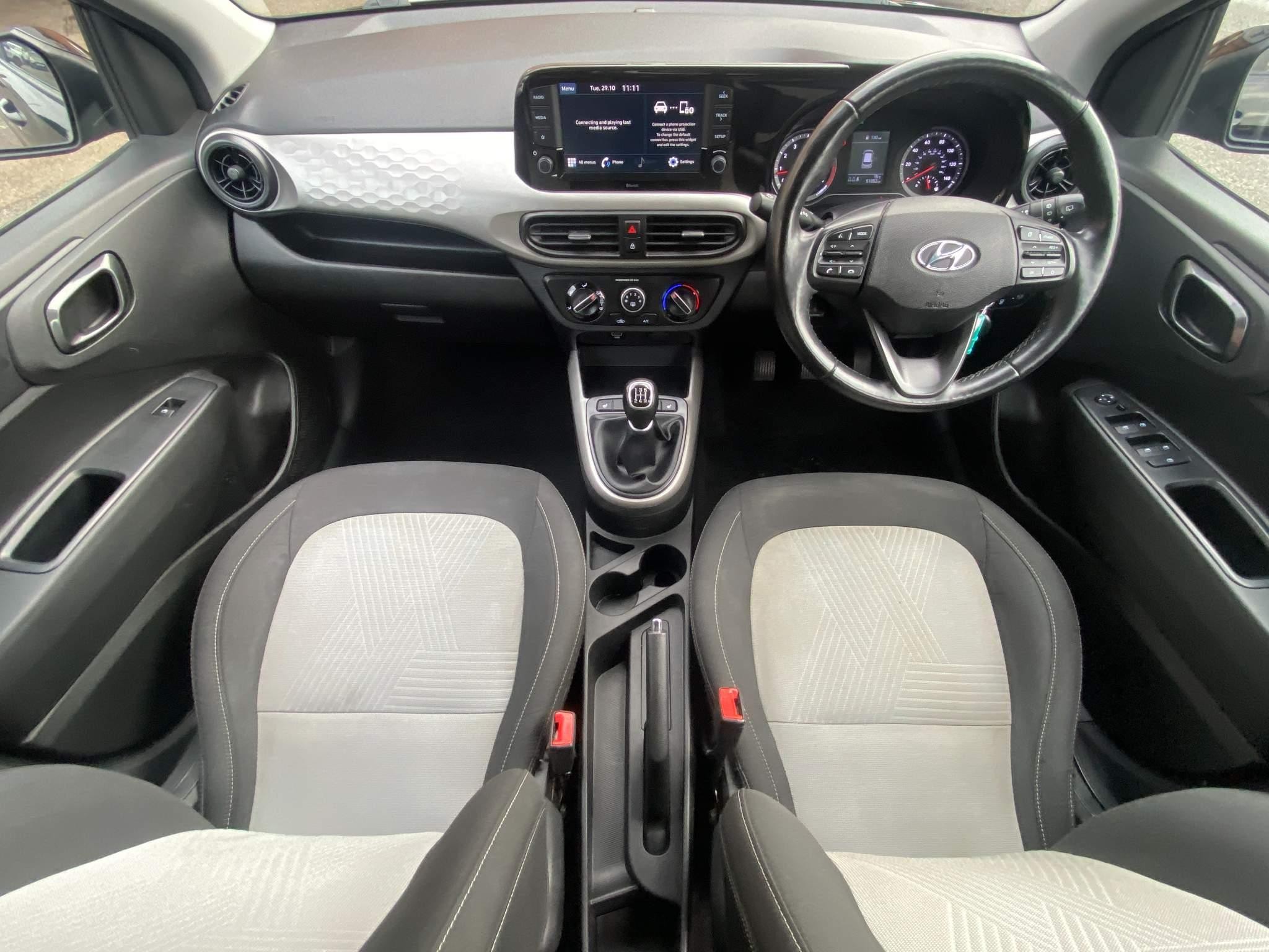 Hyundai i10 Image 13