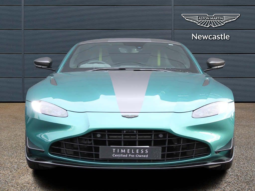 Aston Martin Vantage Image 48