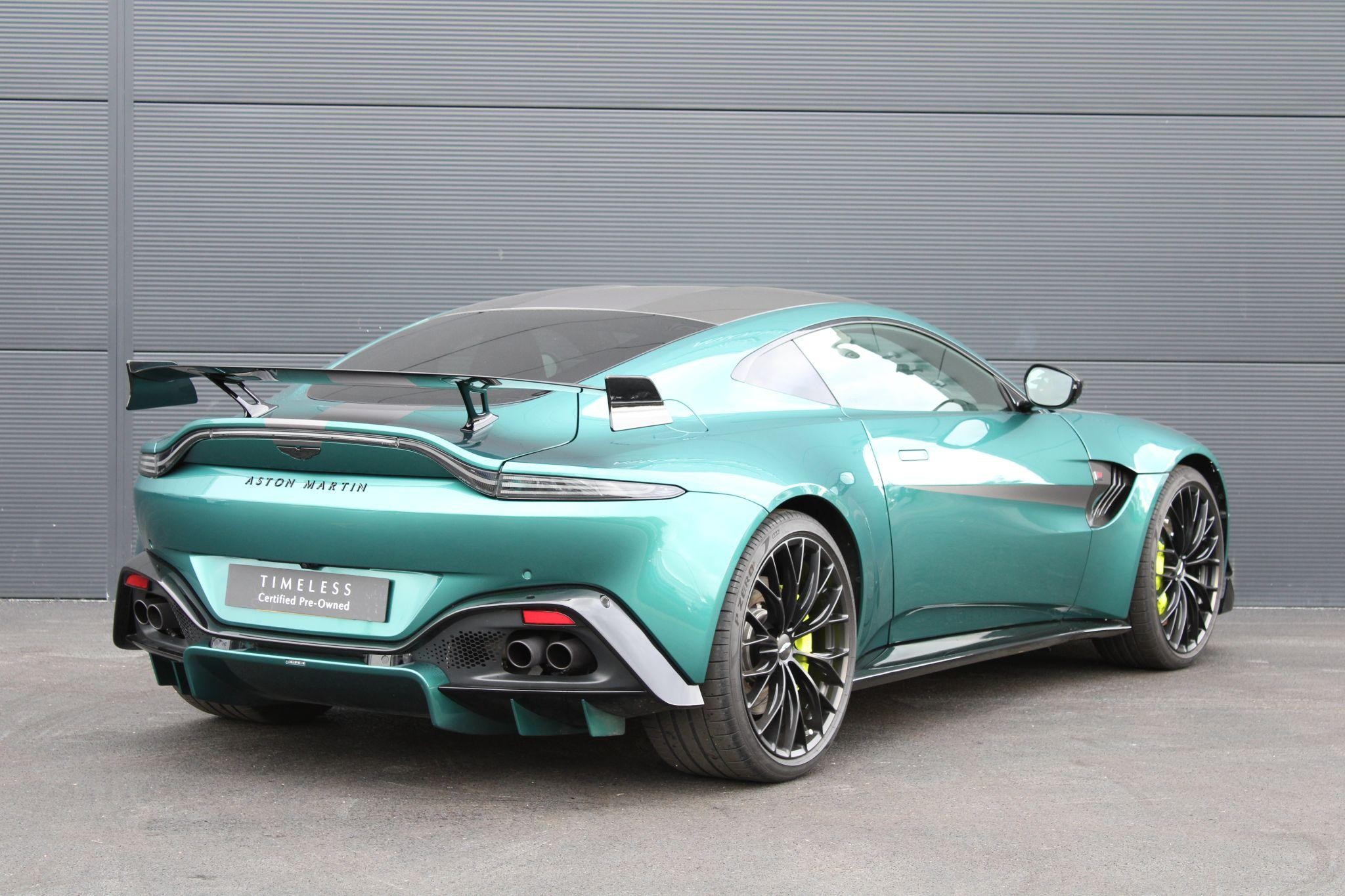 Aston Martin Vantage Image 56