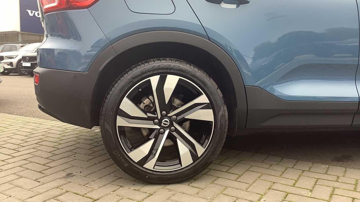 Volvo XC40 Image 17