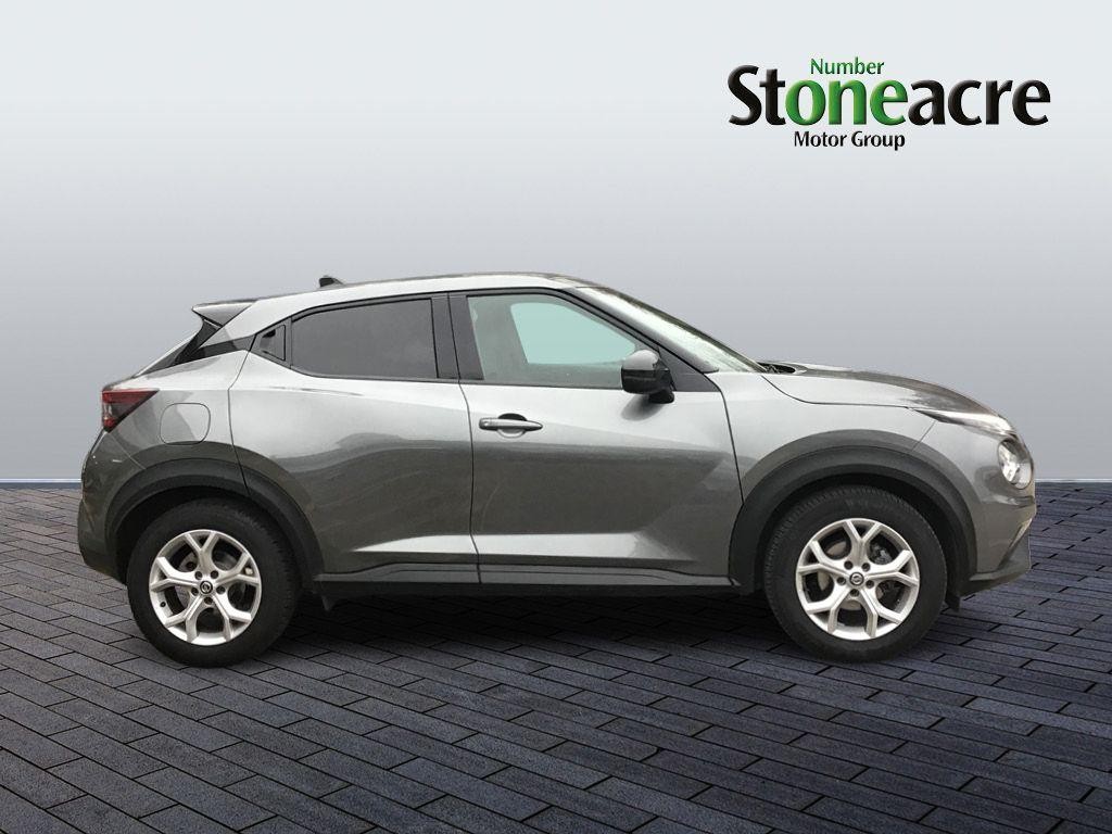 Nissan Juke Image 2