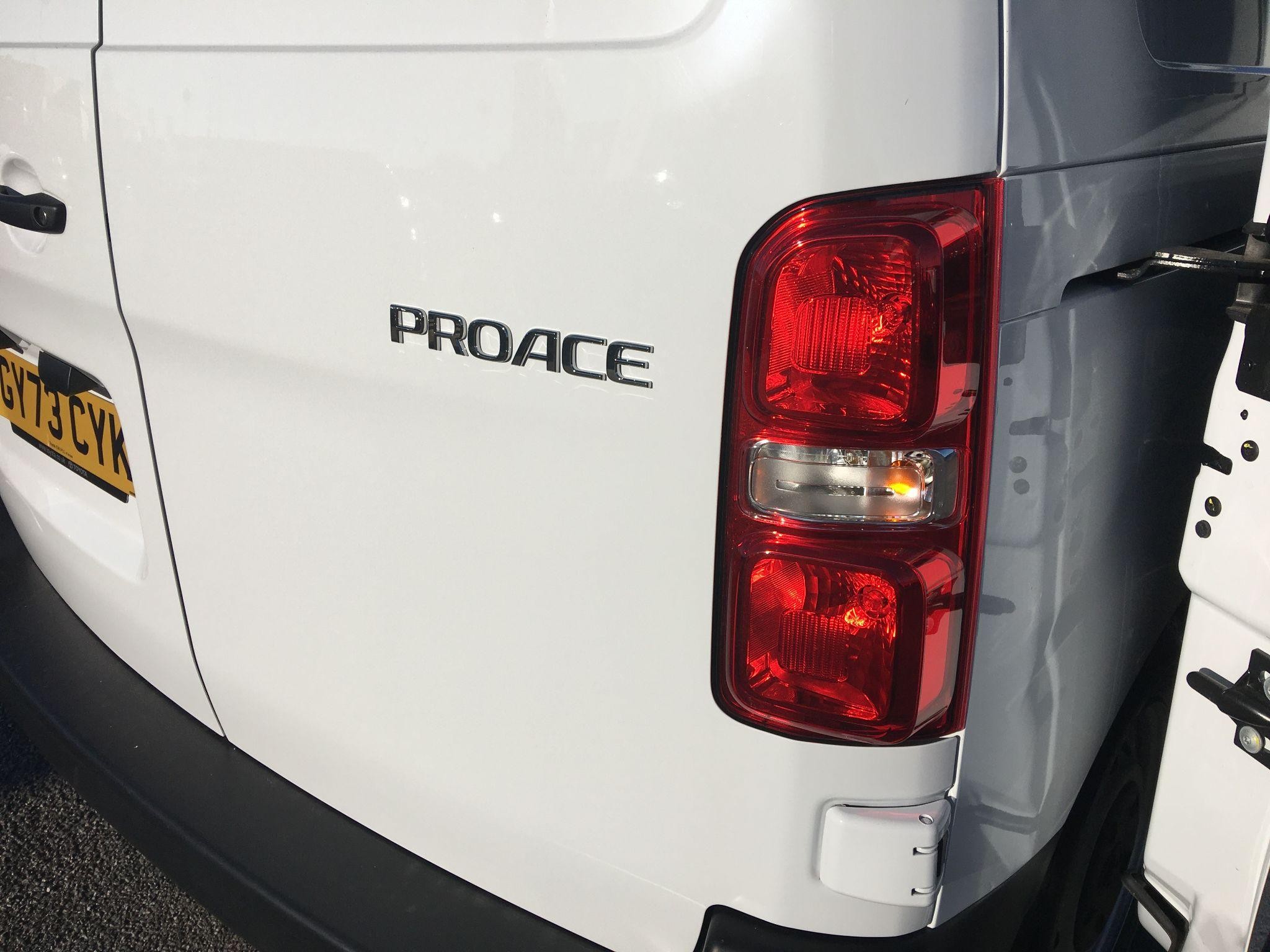 Toyota Proace Image 21