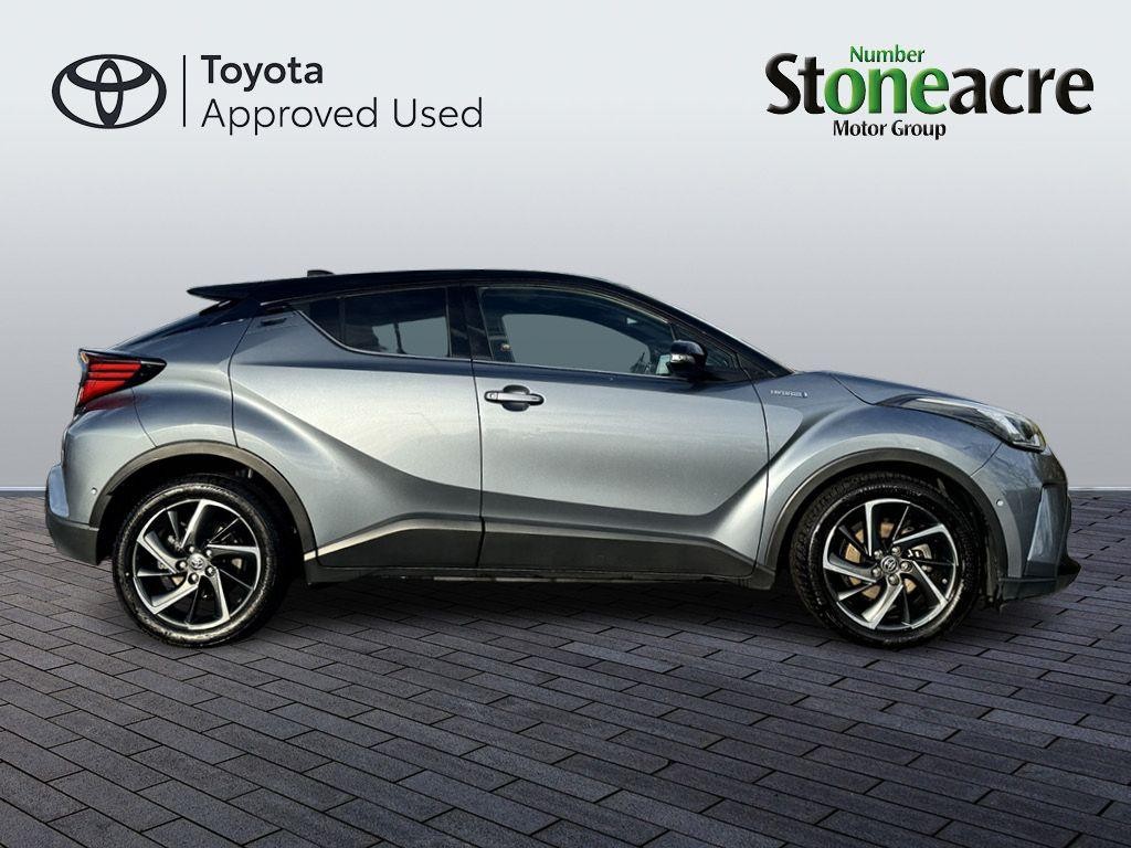 Toyota C-HR Image 4