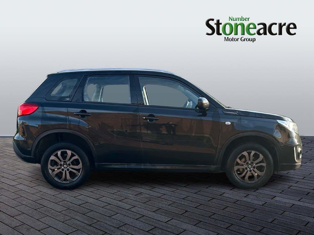 Suzuki Vitara Image 4