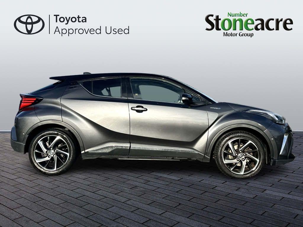 Toyota C-HR Image 4