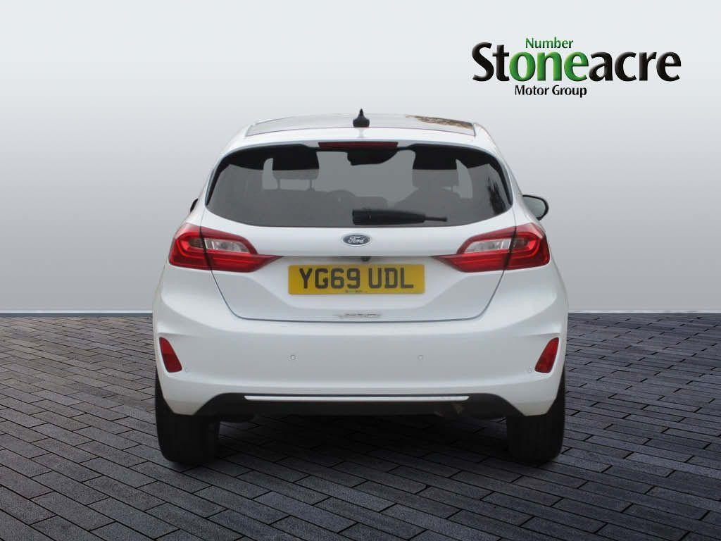 Ford Fiesta Image 4