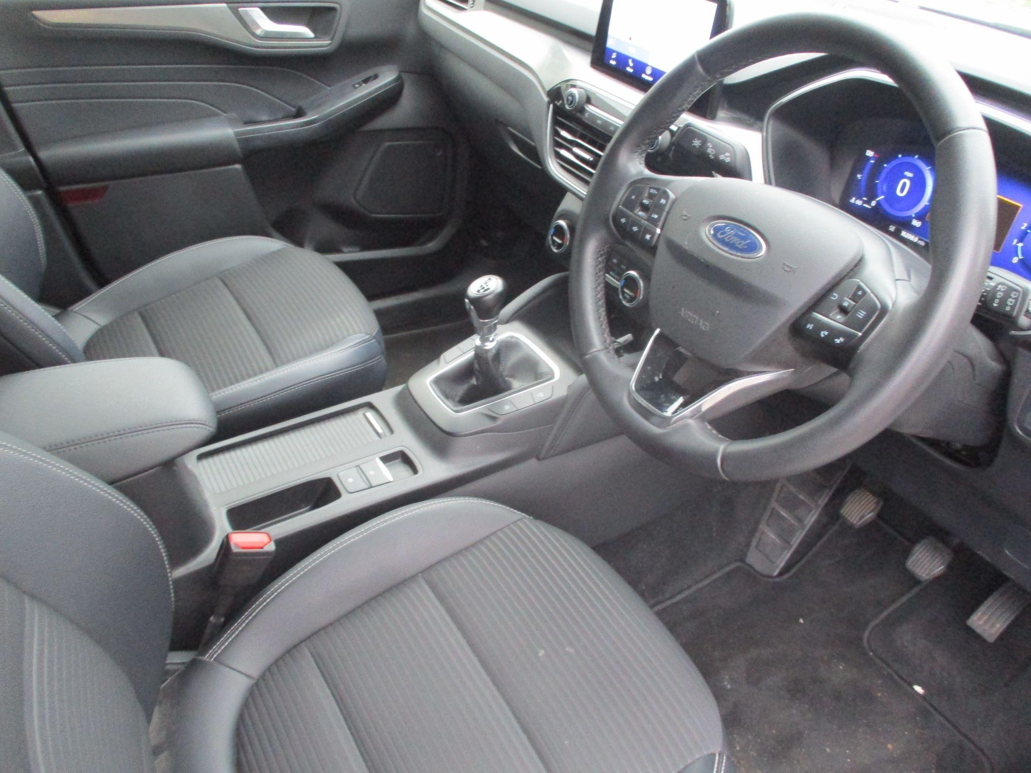 Ford Kuga Image 10