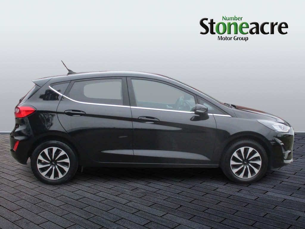 Ford Fiesta Image 2