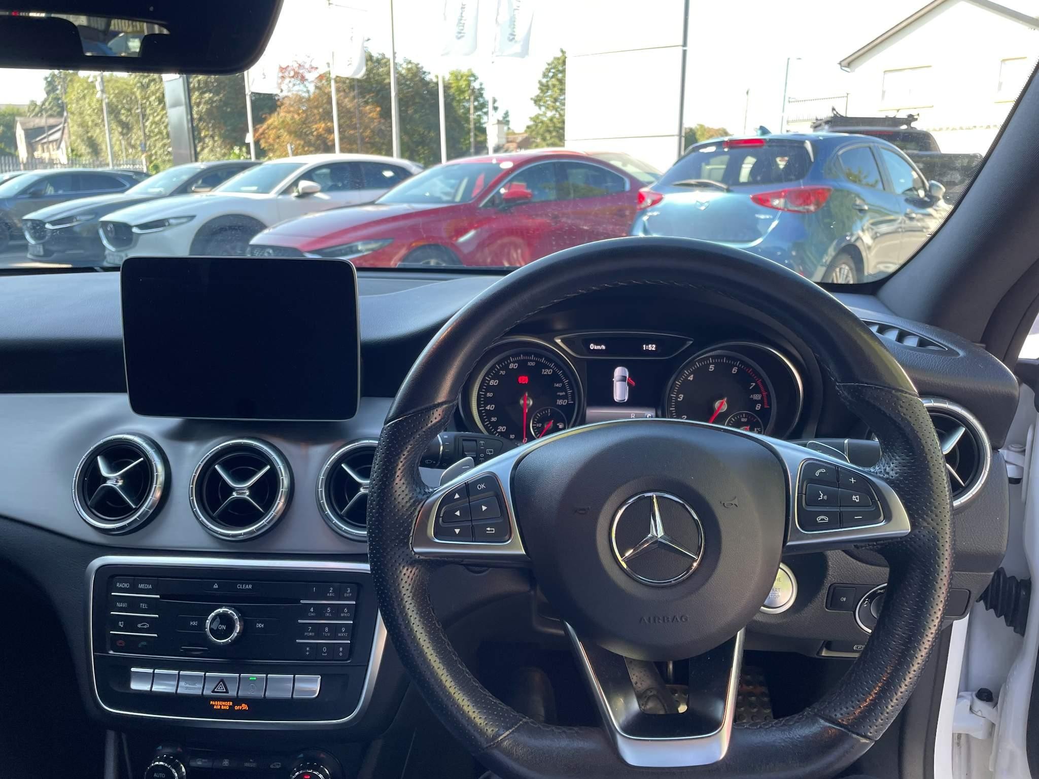 Mercedes-Benz CLA Image 23