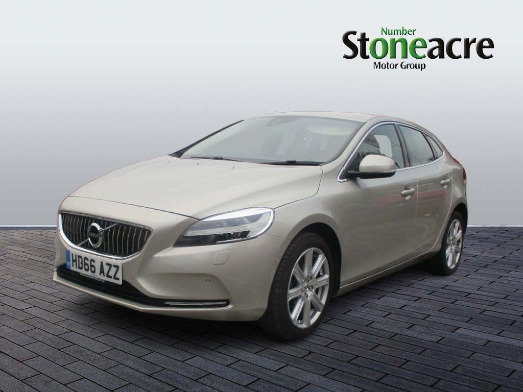 Volvo V40 Image 7