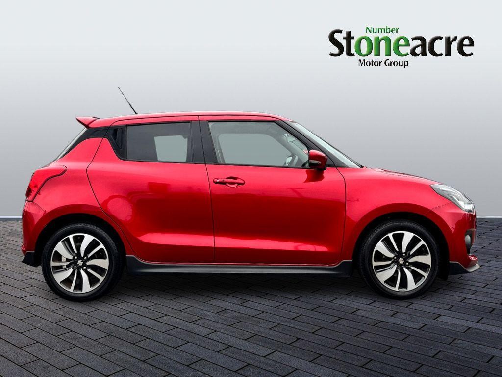 Suzuki Swift Image 2