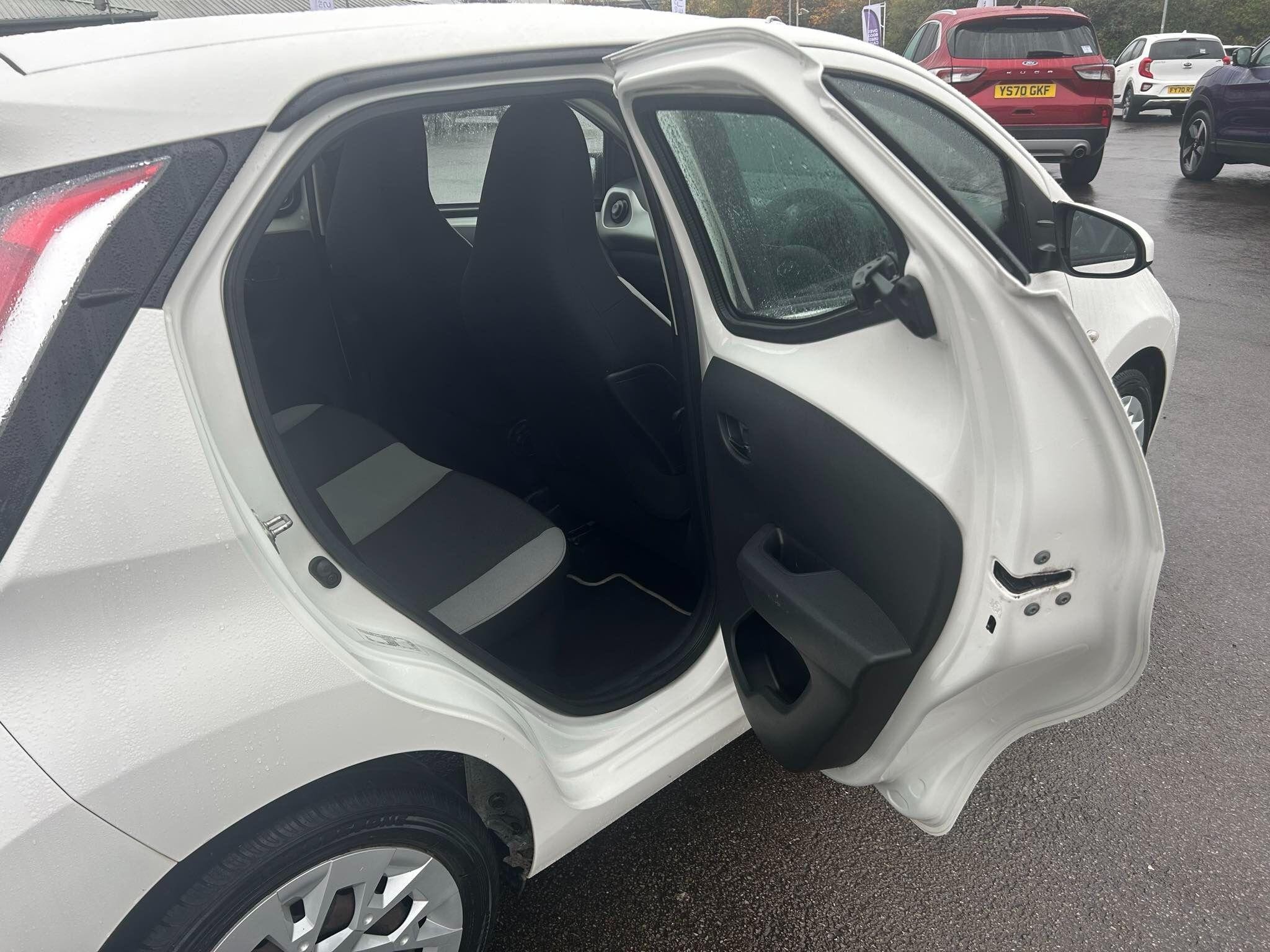 Toyota Aygo Image 25