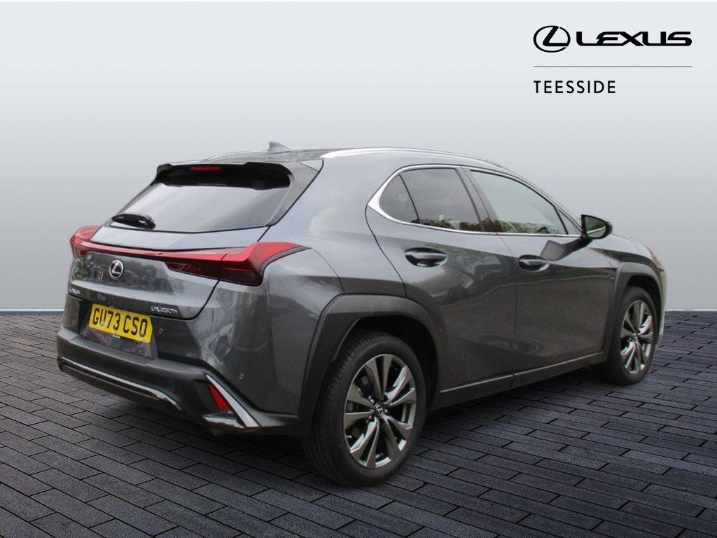 Lexus UX Image 5