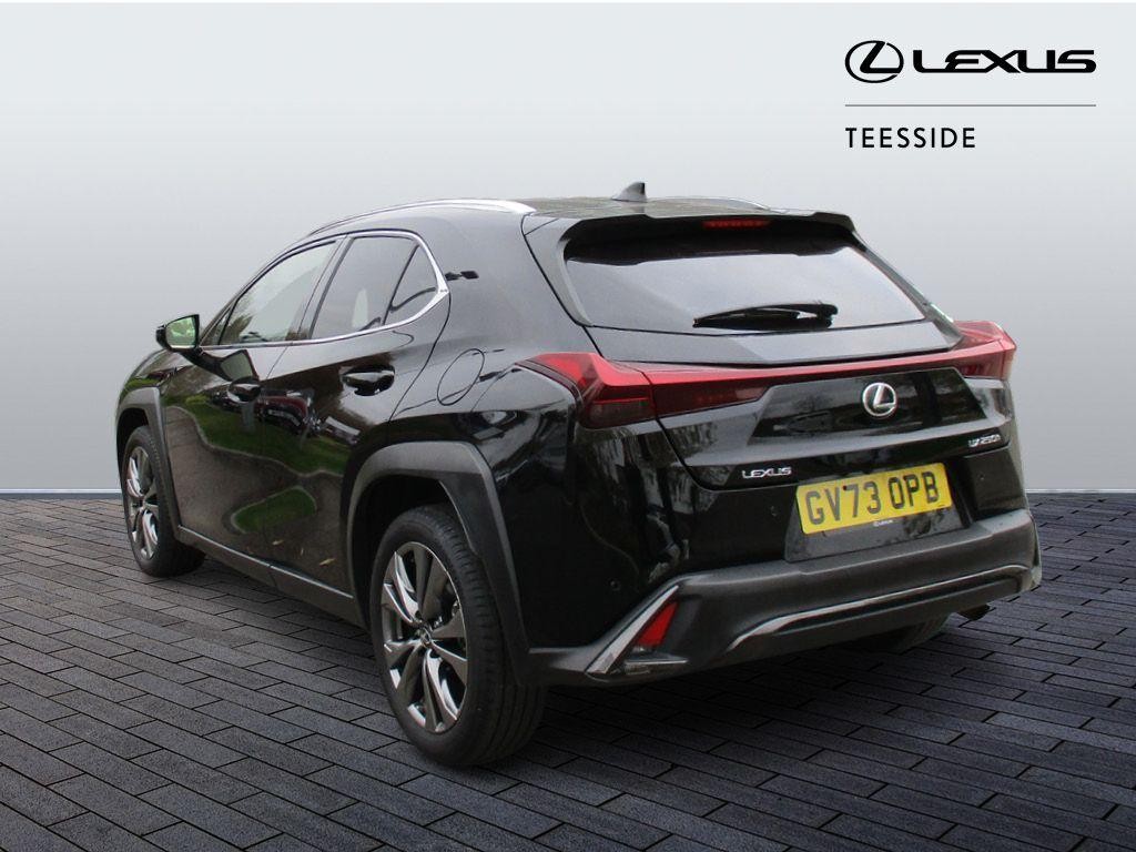 Lexus UX Image 7