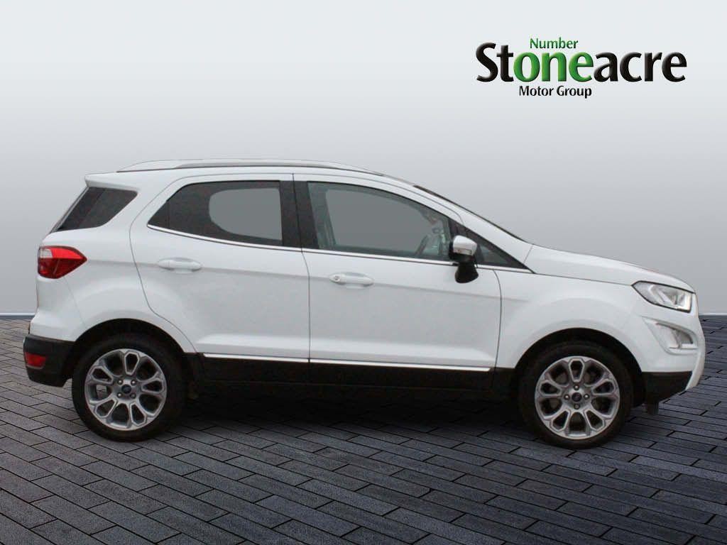 Ford EcoSport Image 2