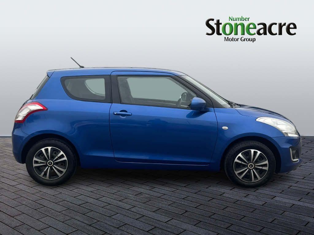 Suzuki Swift Image 2