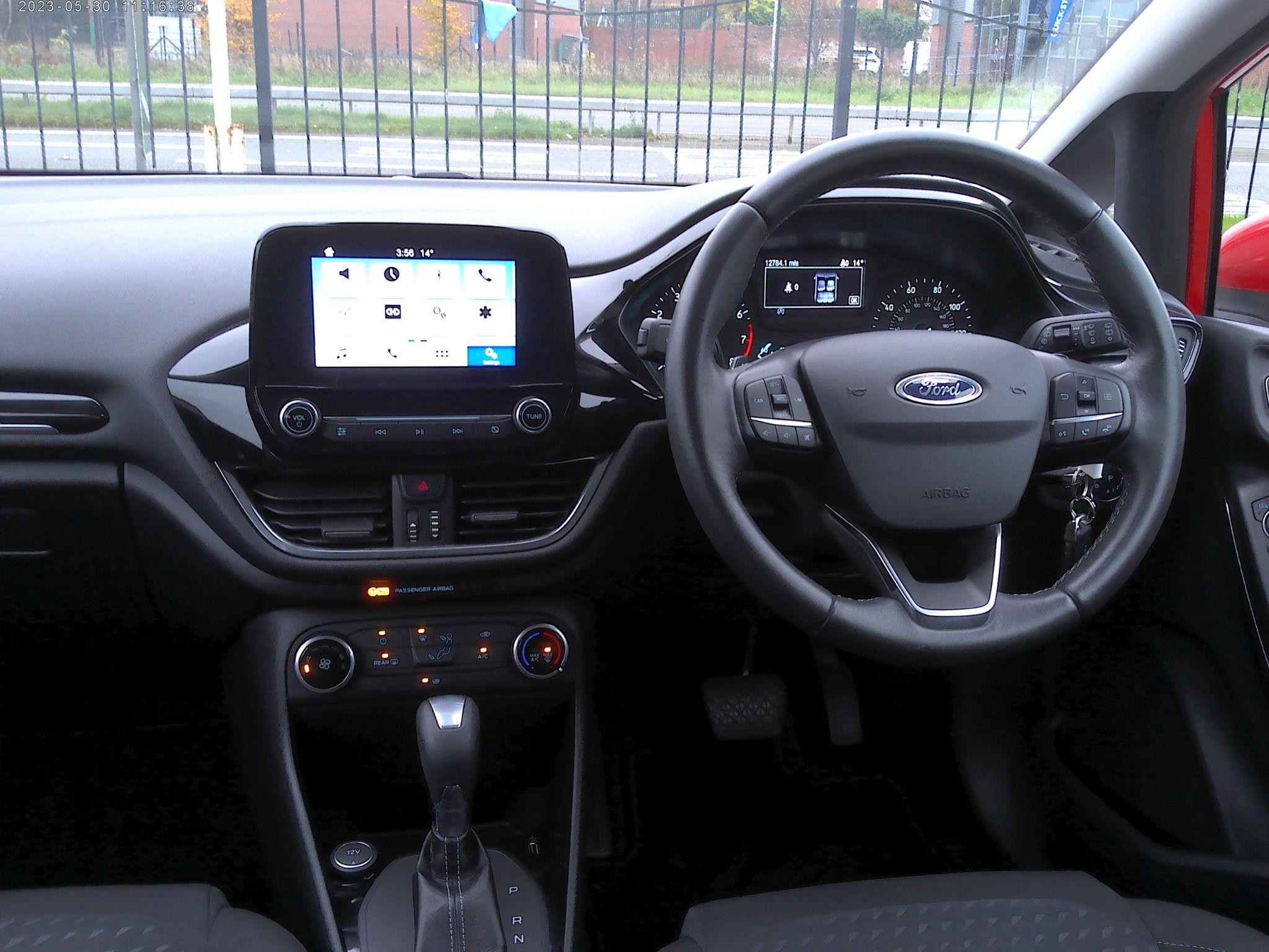 Ford Fiesta Image 12