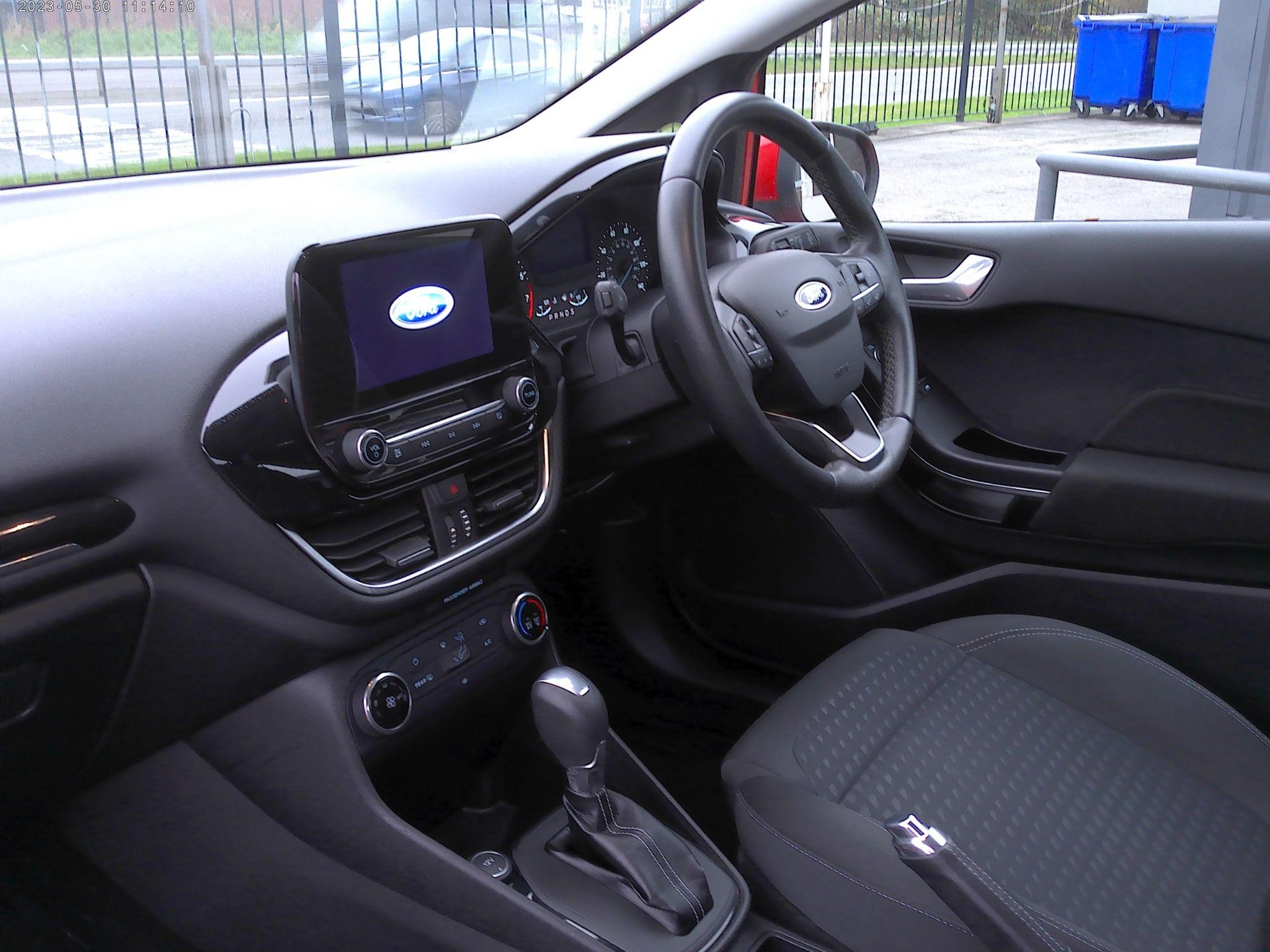 Ford Fiesta Image 13