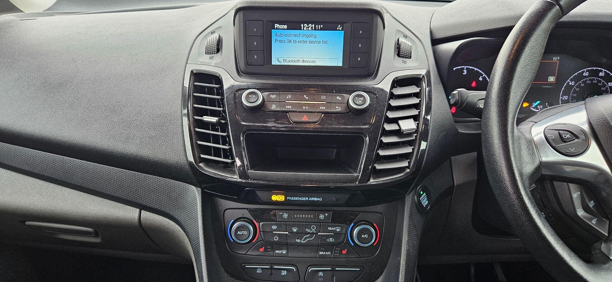 Ford Tourneo Connect Image 15