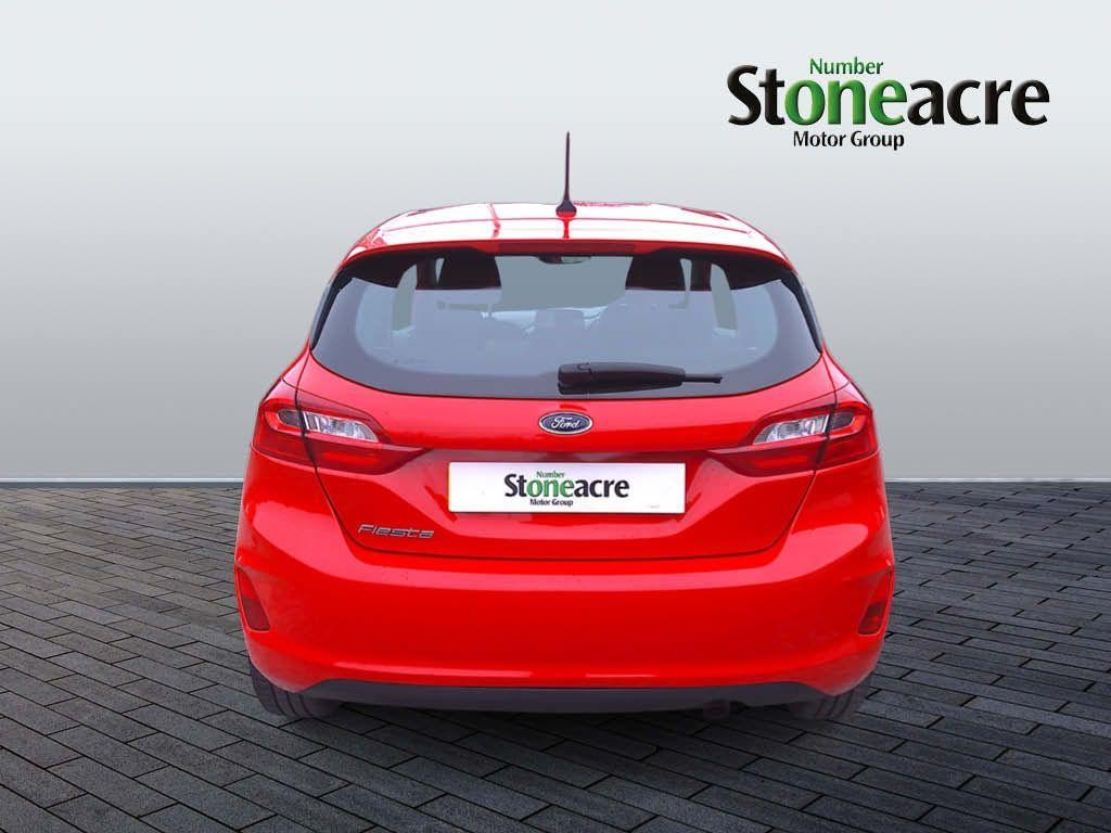 Ford Fiesta Image 4