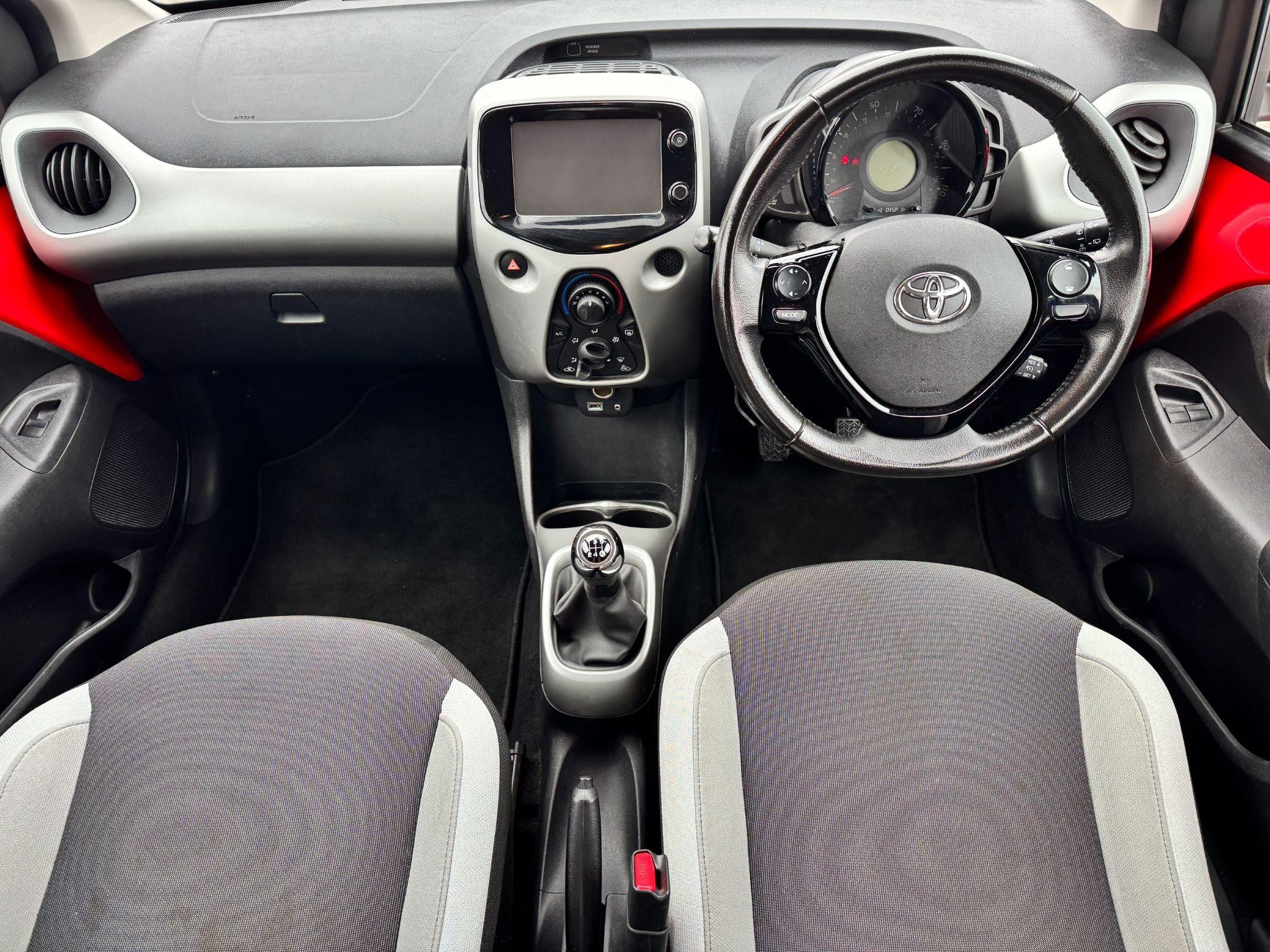 Toyota Aygo Image 17