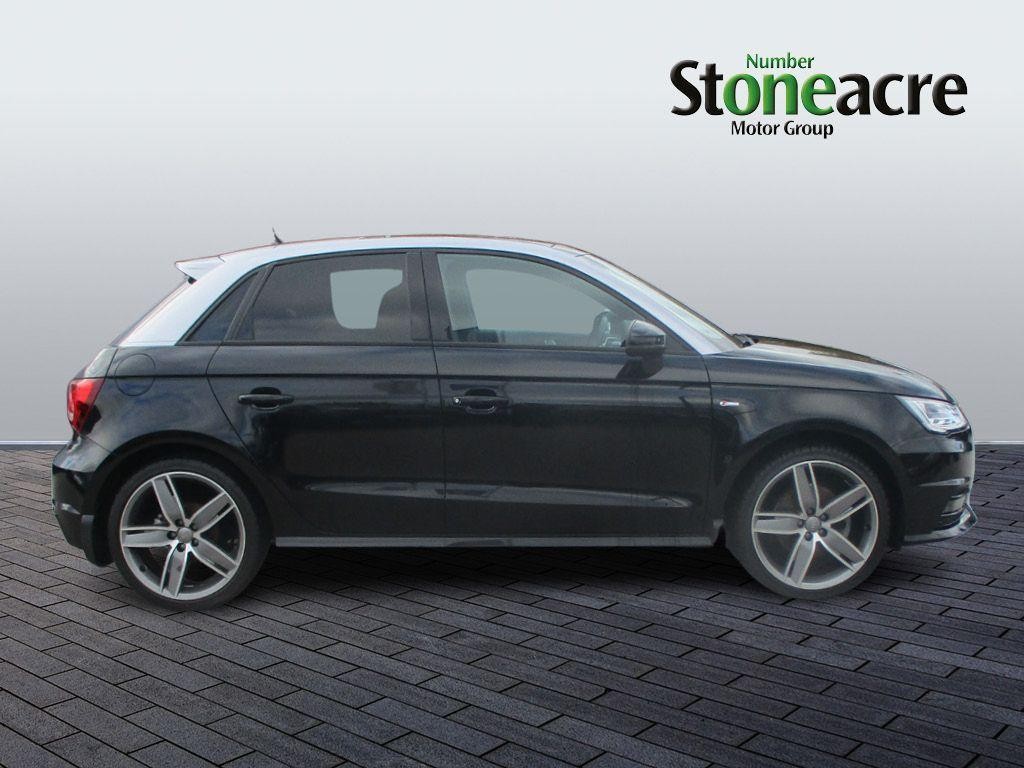 Audi A1 Image 2