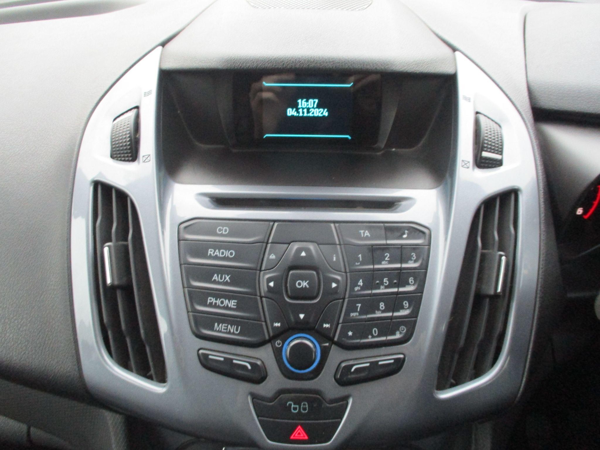 Ford Transit Connect Image 14