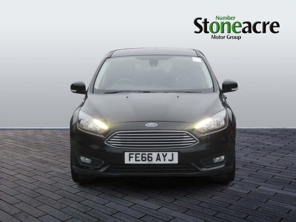 Ford Focus Image 8